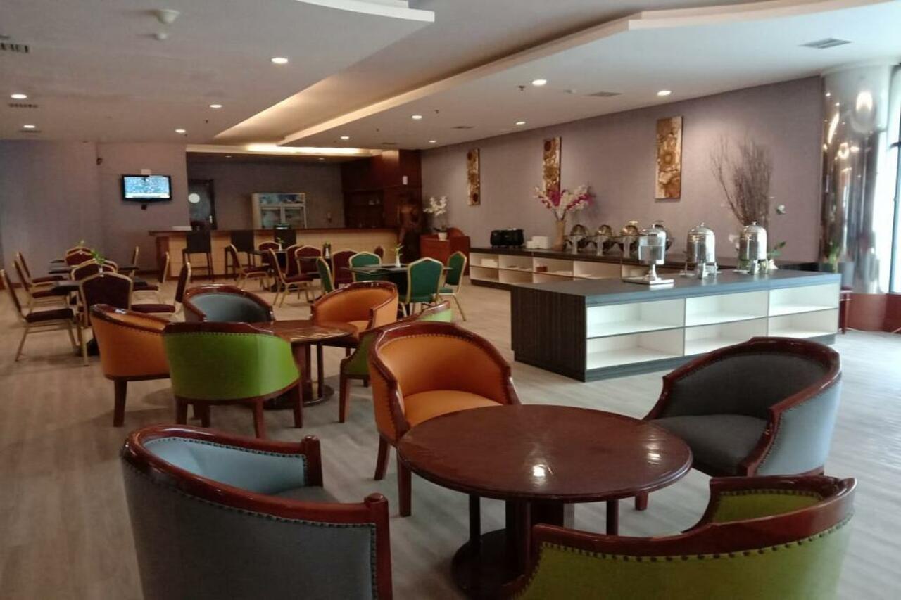 Sanno Hotel Jakarta Exterior photo
