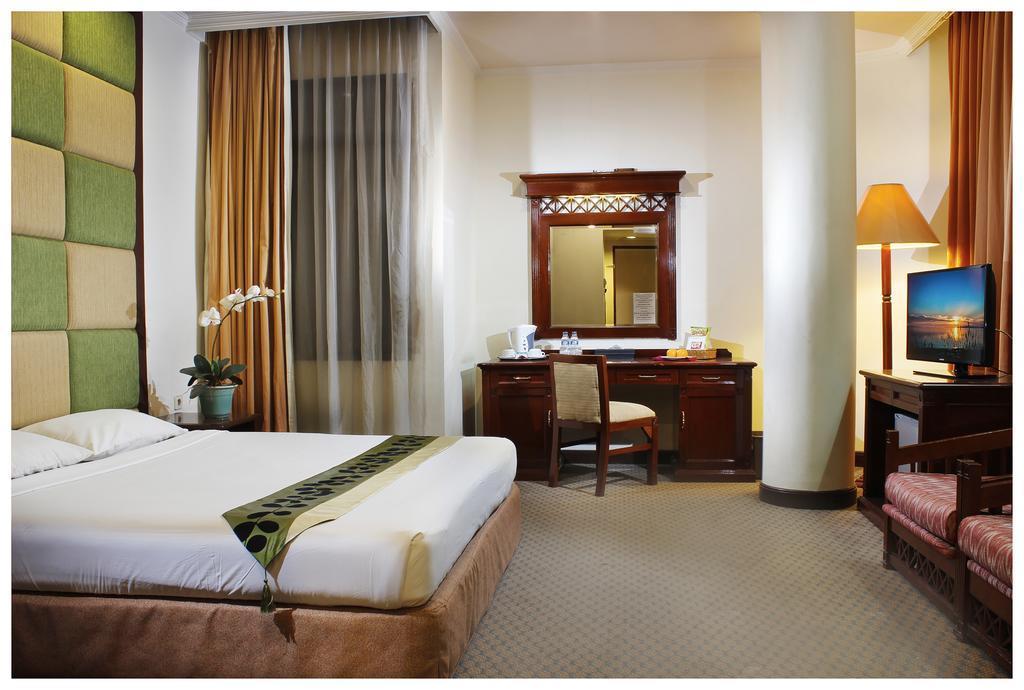 Sanno Hotel Jakarta Exterior photo