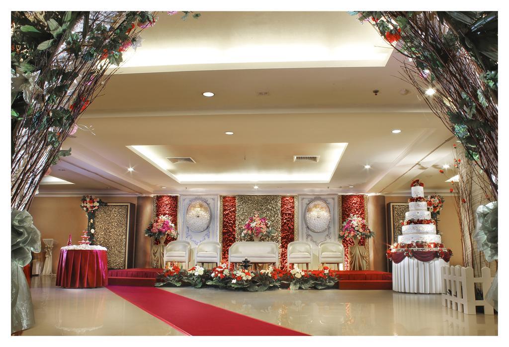 Sanno Hotel Jakarta Exterior photo