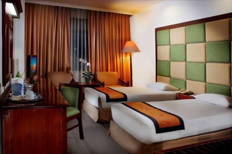 Sanno Hotel Jakarta Exterior photo